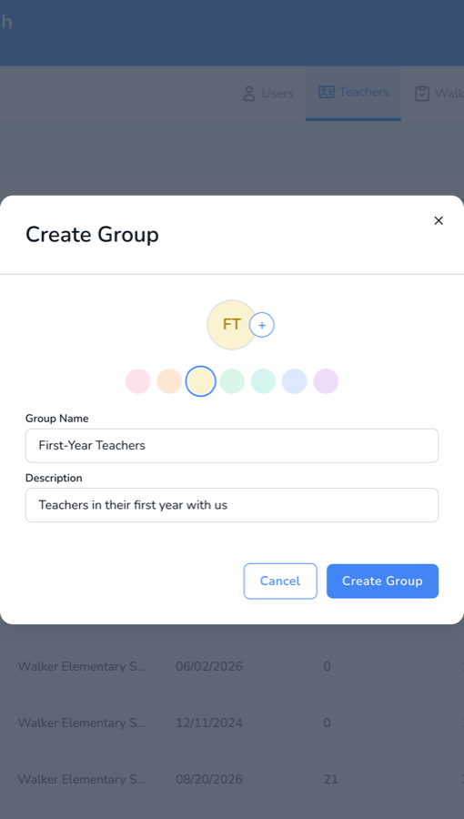 Choosing a color for the group avatar before finishing.